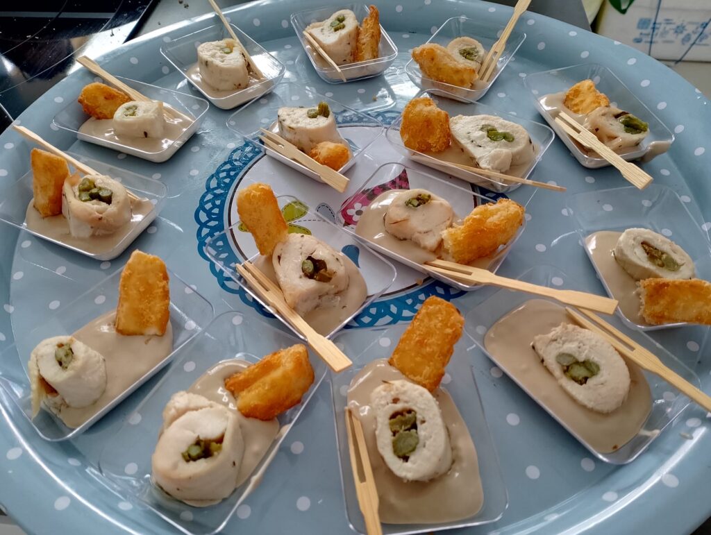 Aperitivos celebraciones Catering Pimienta Negra Valdefuentes Cáceres